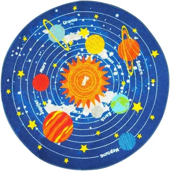 A round dark blue carpet with the sun at its centre, planets set on orbit rings around it and small yellow stars between them.